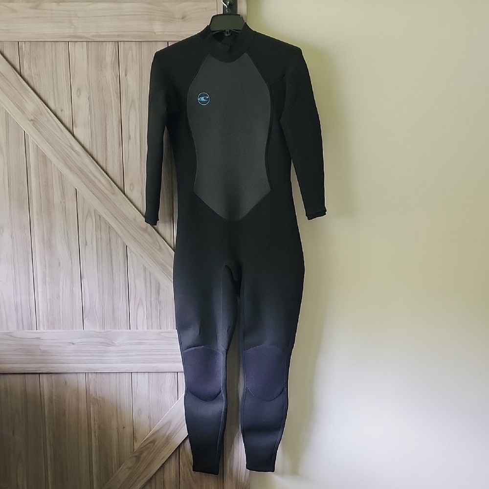 O'Neill Back-Zip Wetsuit with Branded Pull